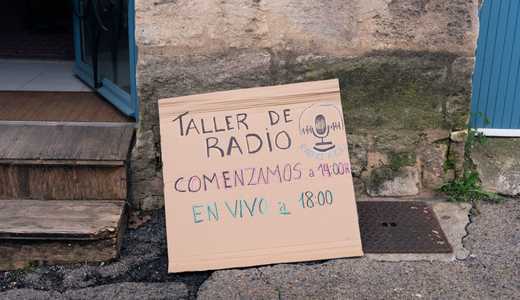 La voz del emigrante #6 Taller de radio a la perm